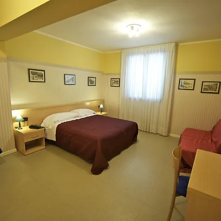 Hotell Aquavite Gardone Riviera