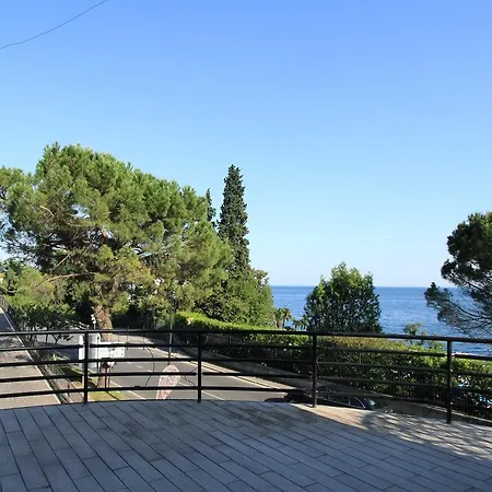 Otel Aquavite Gardone Riviera